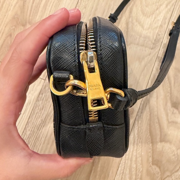 Prada mini camera bag - Picture 3 of 7